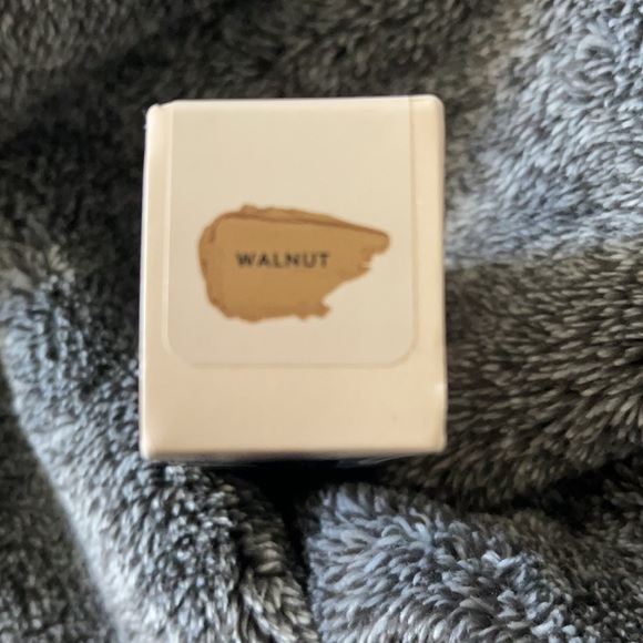 Fenty Walnut Match Stix Matte Skinstick - Picture 3 of 5